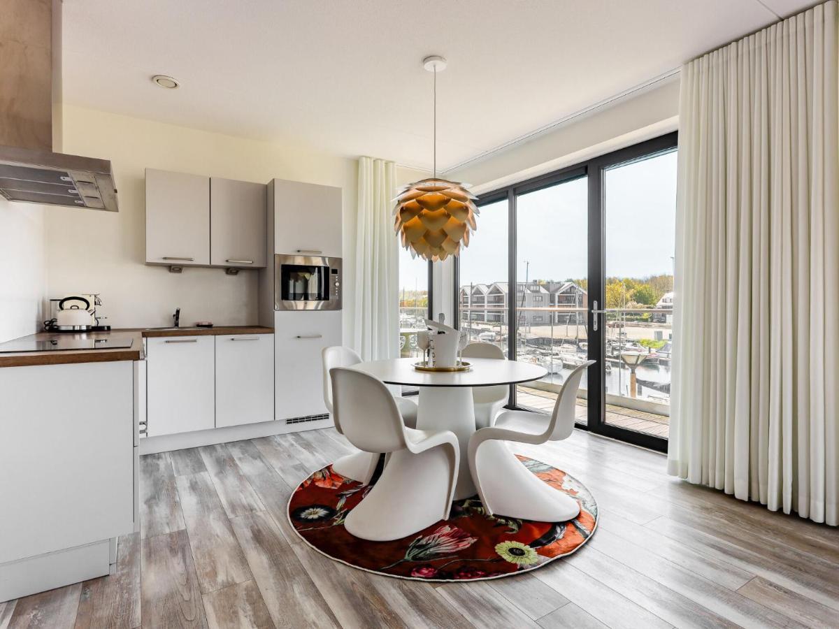 Lovely On The Harbor In Appartement Kamperland